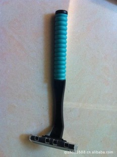 余姚市启洲塑料模具厂 专业刀模具制造的领航者